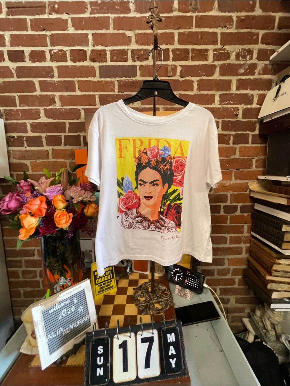 Frida Kahlo White Graphic Tee Shirt Short Sleeve